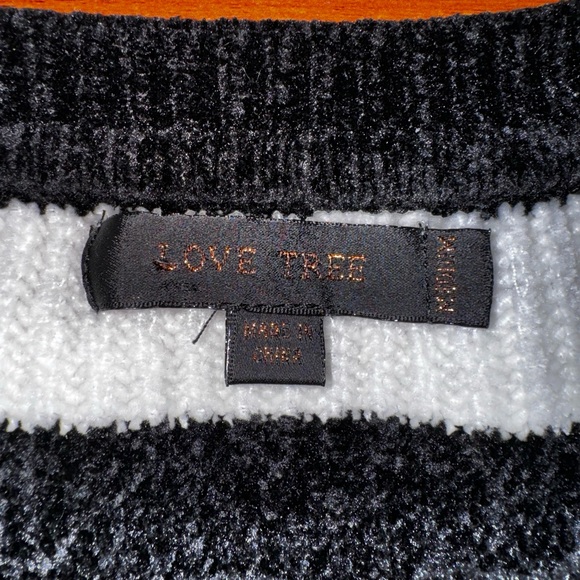 Women Black and White Striped Crewneck Sweater - Picture 2 of 4